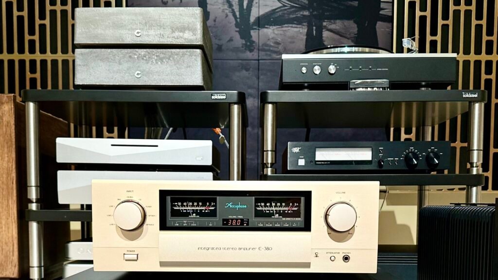 Cinnamon Audio Galle + Accuphase E-380