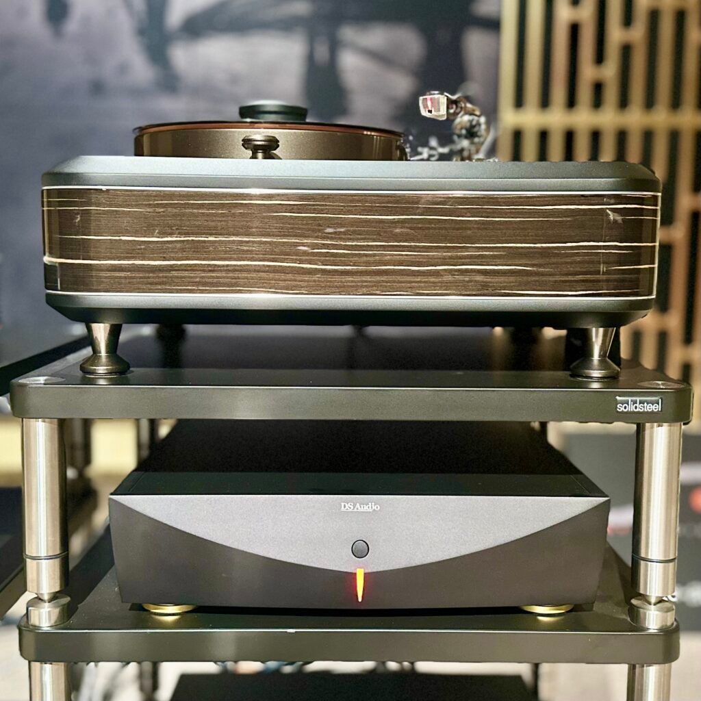 Torqueo T34 Exclusive Turntable + DS Audio W3 Cartridge