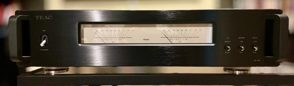 TEAC AP-701 Power amplifier