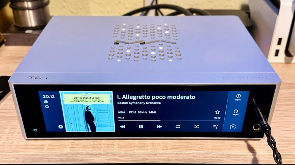 Matrix TS-1 all-in-one streamer and Head-Amp